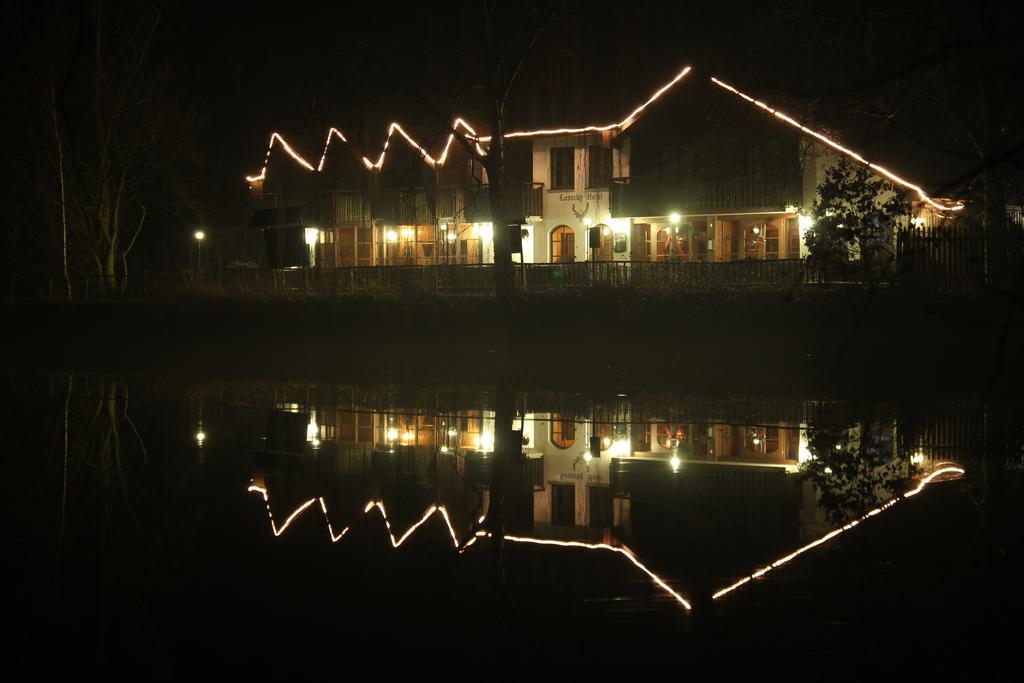 Lovecky Hotel Jivak Loučeň Екстериор снимка
