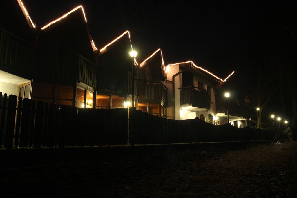 Lovecky Hotel Jivak Loučeň Екстериор снимка
