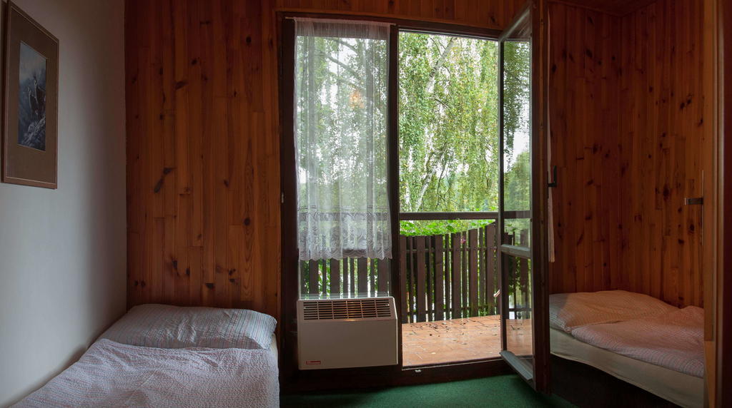 Lovecky Hotel Jivak Loučeň Стая снимка